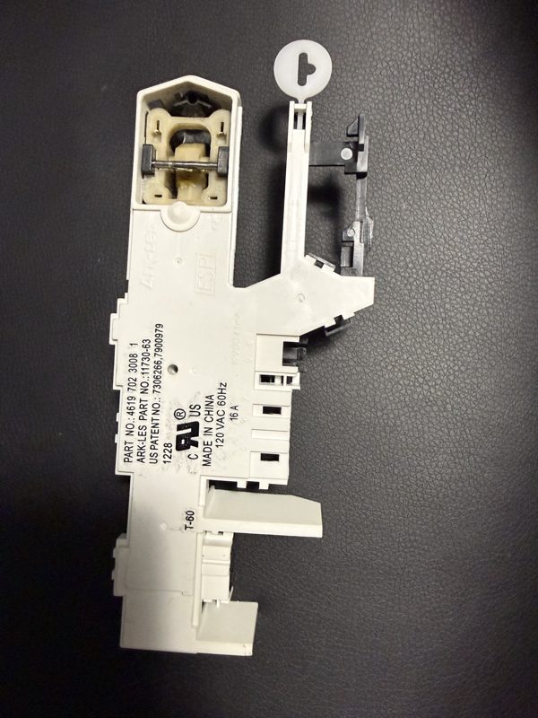Whirlpool 7306266 – unit SL-000075 label